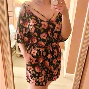 American Eagle Floral Romper